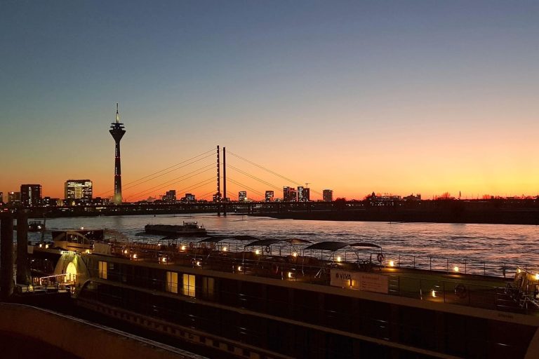 Urban Companionship Culture in Düsseldorf: A Contemporary Overview