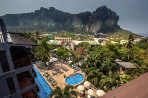 Phuket’s Modern Social Atmosphere and Its Quiet Network of Personal Connections
