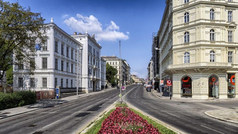 The Women Behind Vienna’s Elite Companionship Scene – Confidence, Culture, and Modern Femininity