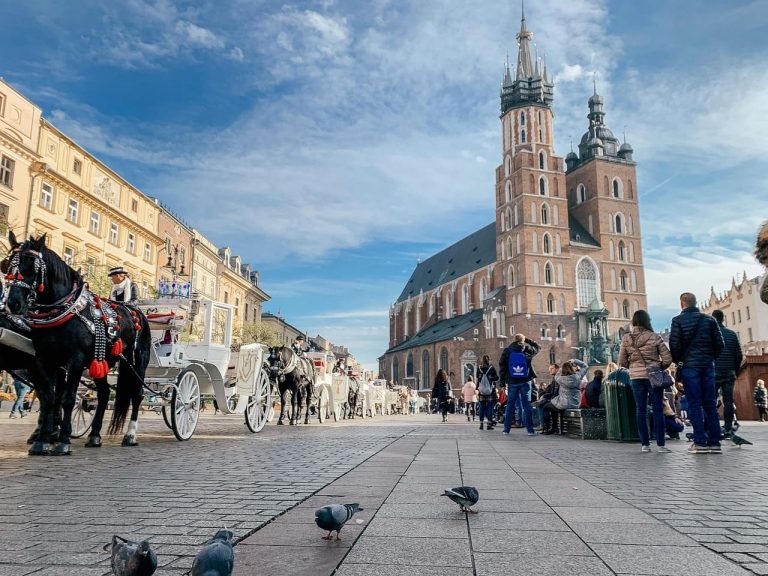 Escort Dynamics in Krakow’s Contemporary Urban Atmosphere